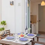 Sunny Terrace Lapa Santos Apartment