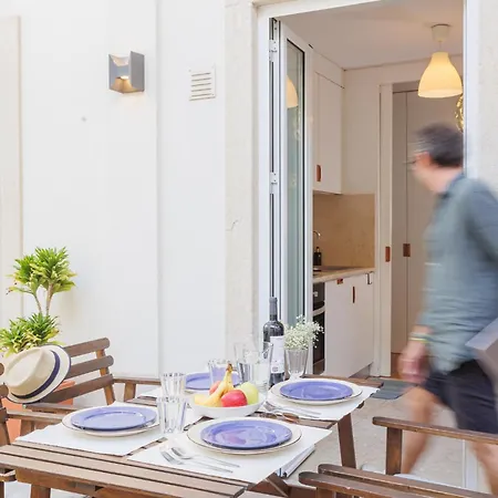 Sunny Terrace Lapa Santos * Lisboa